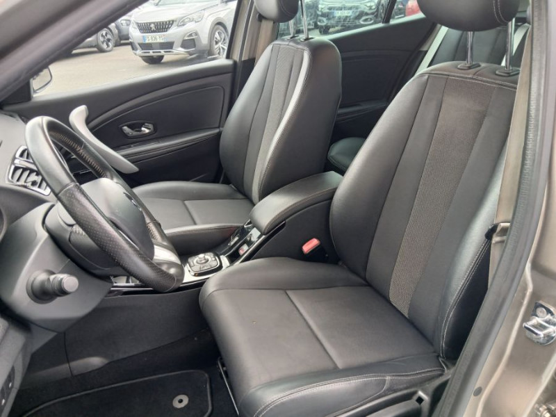 Photo 5 de l'offre de RENAULT MEGANE III 1.5 DCI 110 BVM6 Ph.2 BOSE TOE GPS Radars à 9450€ chez Mérignac auto