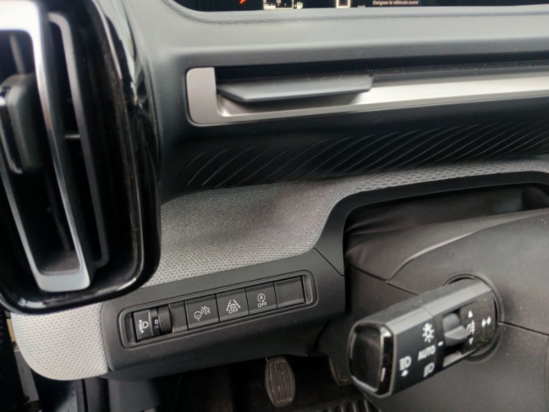 Photo 20 de l'offre de CITROEN C3 NEW 1.2 PureTech 100 BVM6 MAX GPS Camera à 17970€ chez Mérignac auto