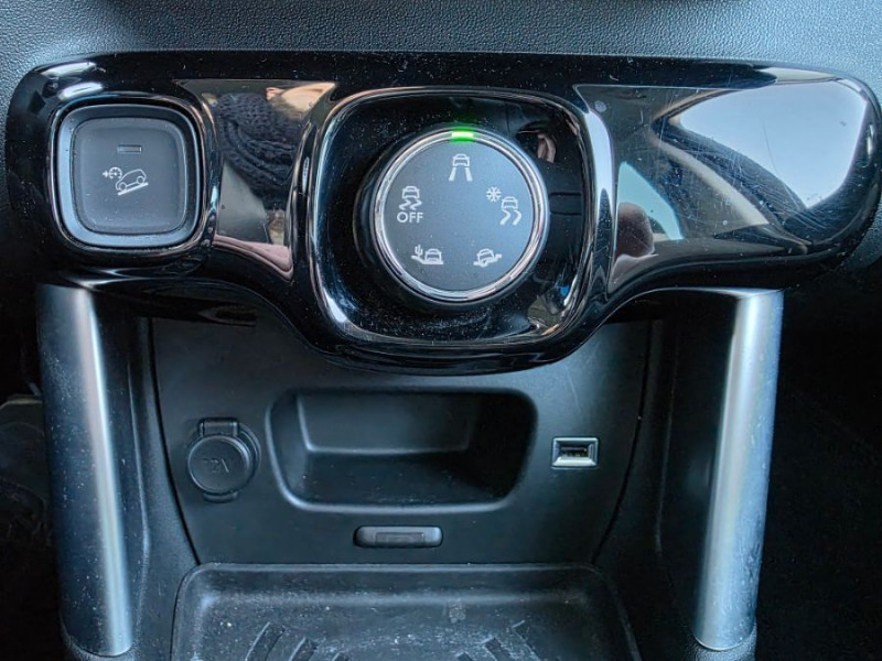Photo 7 de l'offre de CITROEN C3 AIRCROSS 1.2 PureTech 110 BVM6 SHINE GPS Camera Park Assist. Grip C. à 12890€ chez Mérignac auto