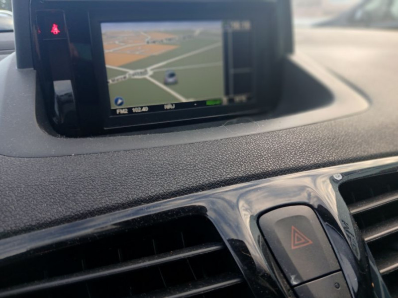 Photo 19 de l'offre de RENAULT MEGANE III 1.5 DCI 110 BVM6 Ph.2 BOSE TOE GPS Radars à 9450€ chez Mérignac auto