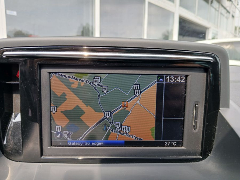 Photo 9 de l'offre de RENAULT MEGANE III 1.5 DCI 110 BVM6 Ph.2 BOSE TOE GPS Radars à 9450€ chez Mérignac auto