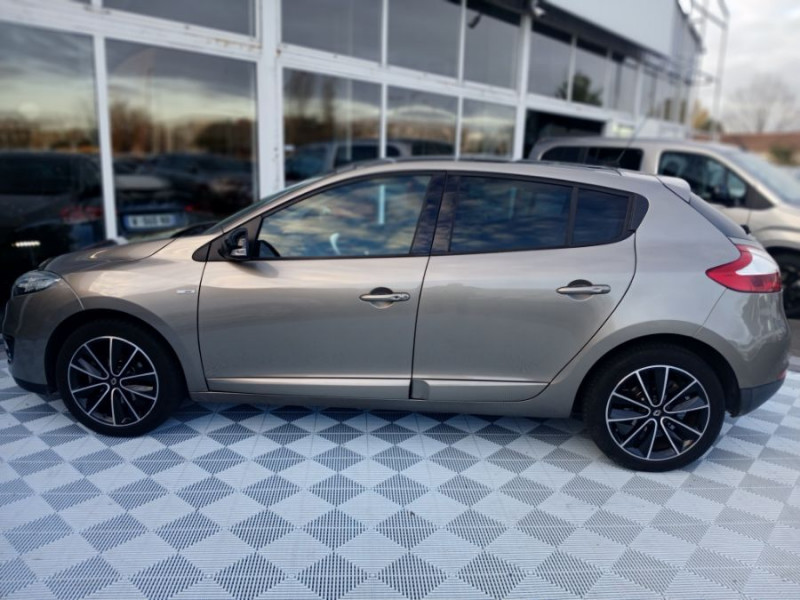 Photo 12 de l'offre de RENAULT MEGANE III 1.5 DCI 110 BVM6 Ph.2 BOSE TOE GPS Radars à 9450€ chez Mérignac auto