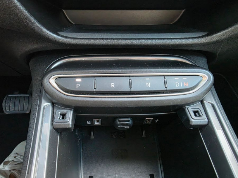 Photo 33 de l'offre de FIAT 600 1.2 HYBRID 100 DCT6 LA PRIMA Hayon EL. JA18 à 21850€ chez Mérignac auto