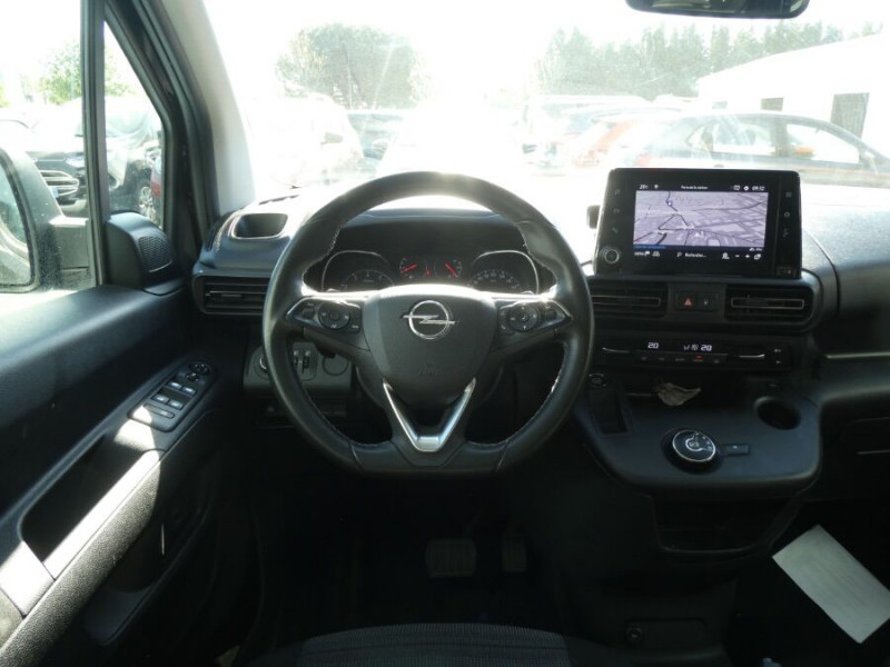 Photo 4 de l'offre de OPEL COMBO LIFE 1.5 DIESEL 130 EAT8 ELEGANCE GPS 3 Sièges Séparés à 23490€ chez Mérignac auto