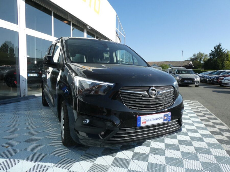 Photo 2 de l'offre de OPEL COMBO LIFE 1.5 DIESEL 130 EAT8 ELEGANCE GPS 3 Sièges Séparés à 23490€ chez Mérignac auto