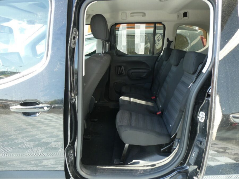 Photo 15 de l'offre de OPEL COMBO LIFE 1.5 DIESEL 130 BVM6 EDITION GPS Radar à 16450€ chez Mérignac auto