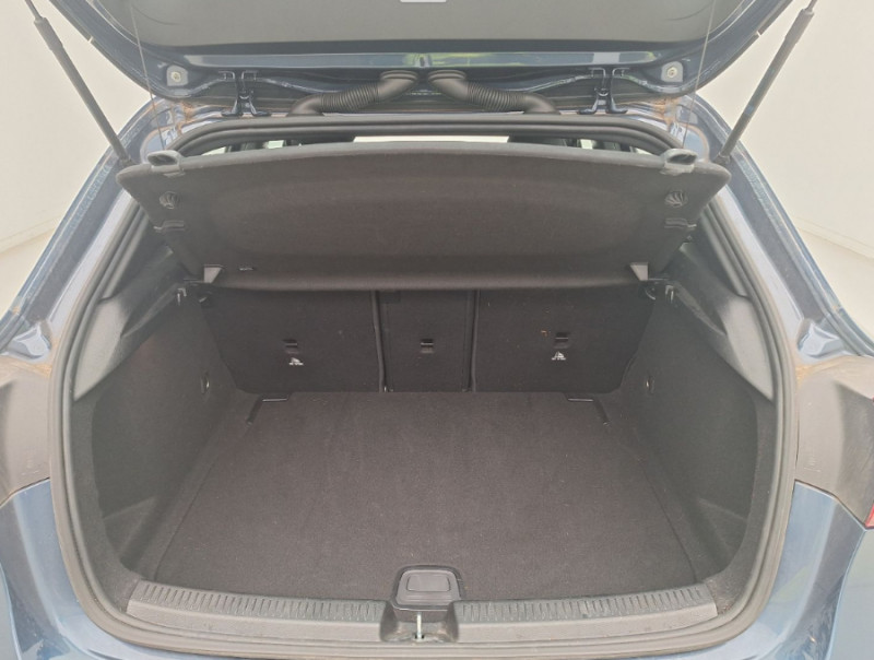 Photo 9 de l'offre de MERCEDES-BENZ CLASSE A 200D 150 8G-DCT BUSINESS SOLUTION CUIR 1ère Main à 27850€ chez Mérignac auto