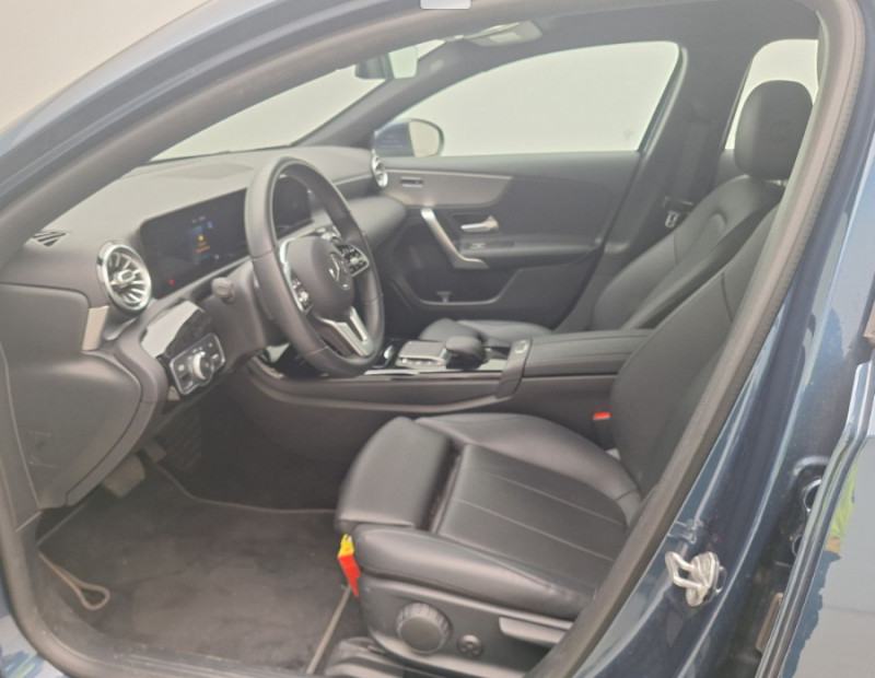 Photo 5 de l'offre de MERCEDES-BENZ CLASSE A 200D 150 8G-DCT BUSINESS SOLUTION CUIR 1ère Main à 27850€ chez Mérignac auto