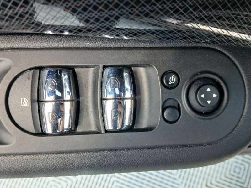 Photo 17 de l'offre de MINI CLUBMAN III 1.5 136 BVA COOPER GPS LED Camera CarPlay JA18 Key Less SC 1ère Main à 27950€ chez Mérignac auto