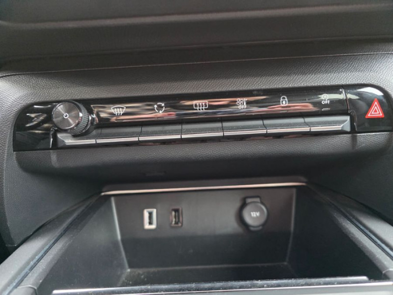 Photo 33 de l'offre de CITROEN C5 AIRCROSS NEW (2) 1.5 BlueHDi 130 EAT8 MAX Bi Ton Camera ADML à 25950€ chez Mérignac auto