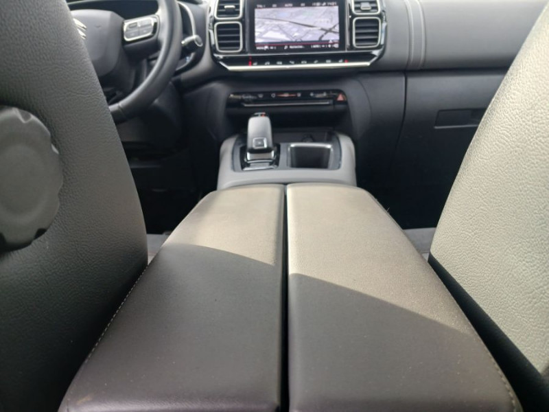 Photo 28 de l'offre de CITROEN C5 AIRCROSS 1.6 PureTech 180 EAT8 SHINE PACK 360° Sge Elect Hayon EL. 1ère Main à 20950€ chez Mérignac auto