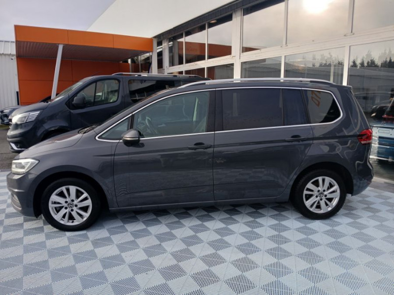 Photo 16 de l'offre de VOLKSWAGEN TOURAN III 2.0 TDI 115 DSG7 CARAT HIGHLINE Camera ACC SC TOIT Ouvrant 5PL 1ère Main à 27950€ chez Mérignac auto