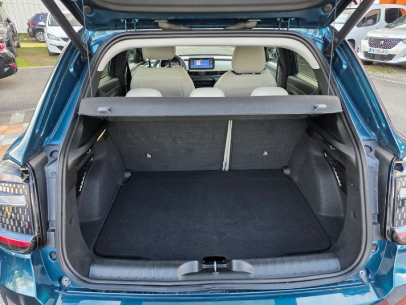 Photo 14 de l'offre de FIAT 600 1.2 HYBRID 100 DCT6 LA PRIMA Hayon EL. JA18 à 21850€ chez Mérignac auto