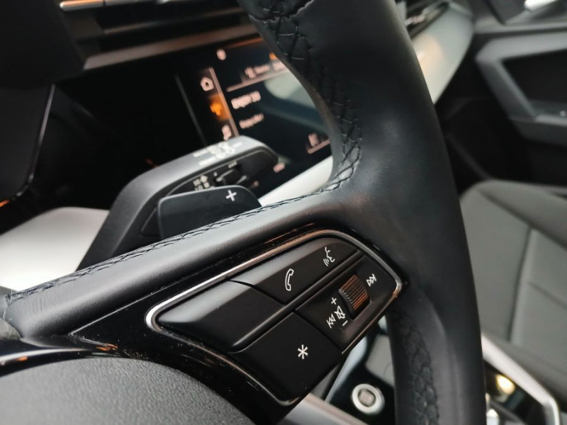 Photo 21 de l'offre de AUDI A3 SPORTBACK IV 35 TDI 150 S Tronic 7 PACK GPS Camera Radars 1ère Main à 25950€ chez Mérignac auto