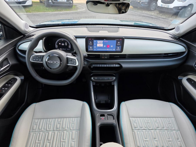 Photo 17 de l'offre de FIAT 600 1.2 HYBRID 100 DCT6 LA PRIMA Hayon EL. JA18 à 21850€ chez Mérignac auto