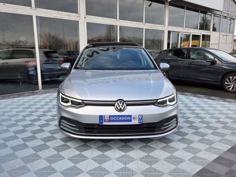Photo 10 de l'offre de VOLKSWAGEN GOLF VIII 2.0 TDI 150 DSG6 STYLE Toit Ouvrant suivi entretien à 27950€ chez Mérignac auto