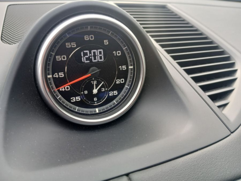 Photo 16 de l'offre de PORSCHE MACAN II 3.0 V6 S 354 PDK TOE PDLS SEM JA20 1ère Main à 58900€ chez Mérignac auto