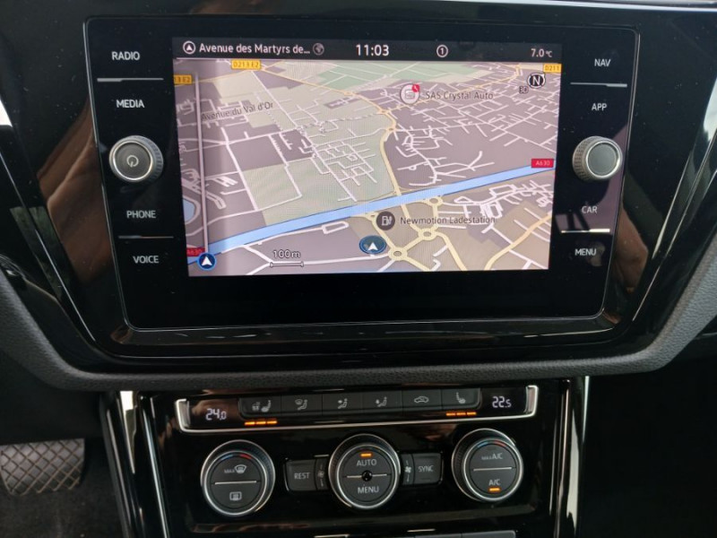 Photo 8 de l'offre de VOLKSWAGEN TOURAN III 2.0 TDI 115 DSG7 CARAT HIGHLINE Camera ACC SC TOIT Ouvrant 5PL 1ère Main à 27950€ chez Mérignac auto