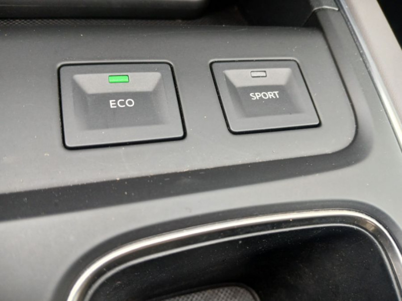 Photo 24 de l'offre de CITROEN C5 AIRCROSS 1.6 PureTech 180 EAT8 SHINE PACK 360° Sge Elect Hayon EL. 1ère Main à 20950€ chez Mérignac auto