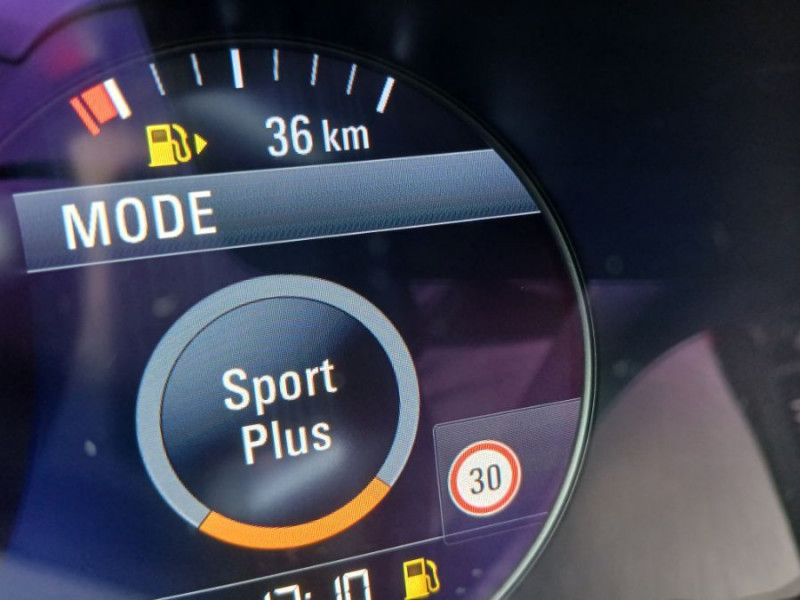 Photo 22 de l'offre de PORSCHE MACAN II 3.0 V6 S 354 PDK TOE PDLS SEM JA20 1ère Main à 58900€ chez Mérignac auto