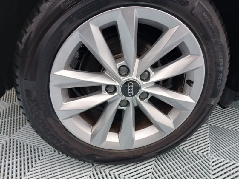 Photo 16 de l'offre de AUDI A3 SPORTBACK IV 35 TDI 150 S Tronic 7 PACK GPS Camera Radars 1ère Main à 25950€ chez Mérignac auto