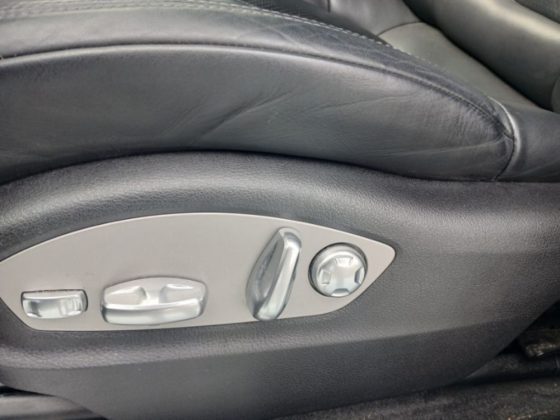 Photo 17 de l'offre de PORSCHE MACAN II 3.0 V6 S 354 PDK TOE PDLS SEM JA20 1ère Main à 58900€ chez Mérignac auto