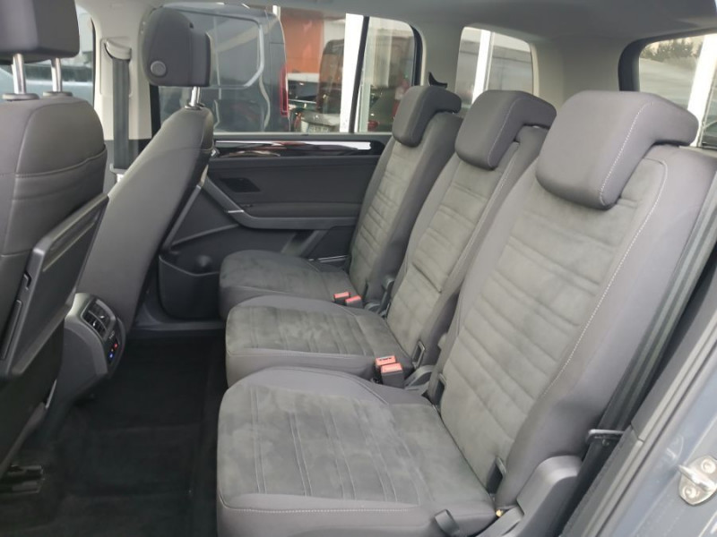 Photo 12 de l'offre de VOLKSWAGEN TOURAN III 2.0 TDI 115 DSG7 CARAT HIGHLINE Camera ACC SC TOIT Ouvrant 5PL 1ère Main à 27950€ chez Mérignac auto