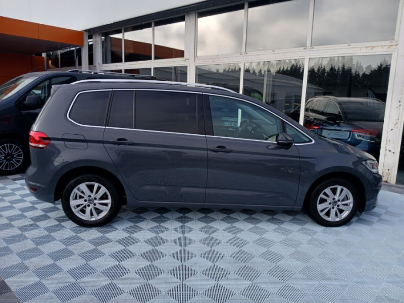 Photo 17 de l'offre de VOLKSWAGEN TOURAN III 2.0 TDI 115 DSG7 CARAT HIGHLINE Camera ACC SC TOIT Ouvrant 5PL 1ère Main à 27950€ chez Mérignac auto