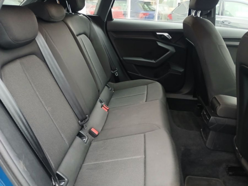 Photo 6 de l'offre de AUDI A3 SPORTBACK IV 35 TDI 150 S Tronic 7 PACK GPS Camera Radars 1ère Main à 25950€ chez Mérignac auto