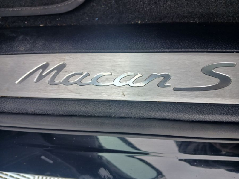 Photo 25 de l'offre de PORSCHE MACAN II 3.0 V6 S 354 PDK TOE PDLS SEM JA20 1ère Main à 58900€ chez Mérignac auto