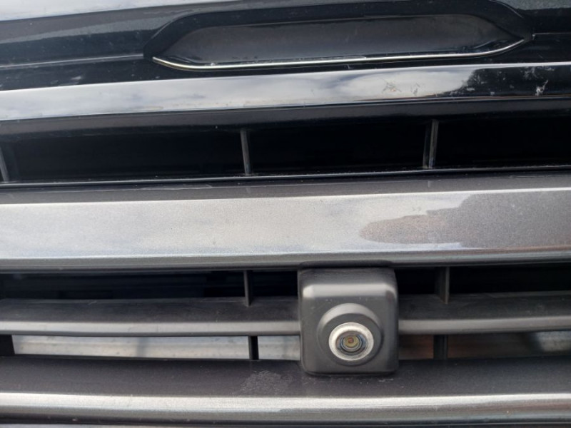 Photo 15 de l'offre de CITROEN C5 AIRCROSS 1.6 PureTech 180 EAT8 SHINE PACK 360° Sge Elect Hayon EL. 1ère Main à 20950€ chez Mérignac auto