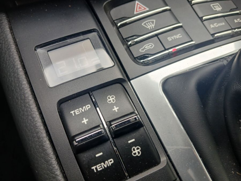 Photo 35 de l'offre de PORSCHE MACAN II 3.0 V6 S 354 PDK TOE PDLS SEM JA20 1ère Main à 58900€ chez Mérignac auto