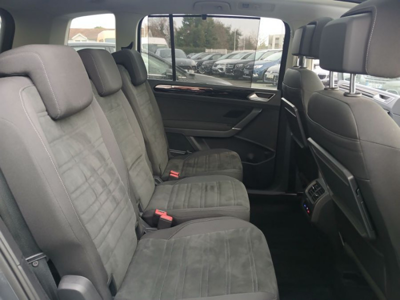 Photo 20 de l'offre de VOLKSWAGEN TOURAN III 2.0 TDI 115 DSG7 CARAT HIGHLINE Camera ACC SC TOIT Ouvrant 5PL 1ère Main à 27950€ chez Mérignac auto