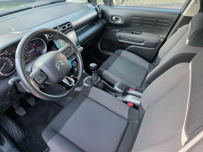 Photo 16 de l'offre de CITROEN C3 AIRCROSS 1.2 PureTech 110 BVM6 SHINE GPS Camera Park Assist. Grip C. à 12890€ chez Mérignac auto