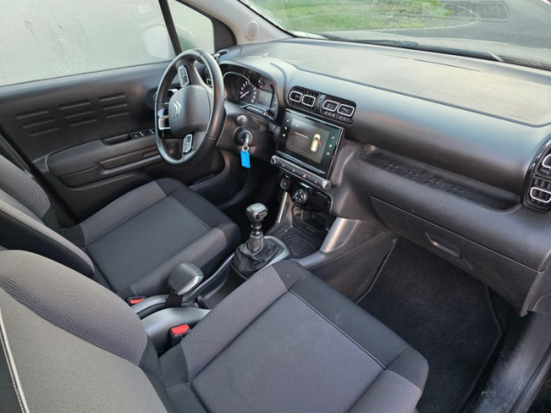 Photo 14 de l'offre de CITROEN C3 AIRCROSS 1.2 PureTech 110 BVM6 SHINE GPS Camera Park Assist. Grip C. à 12890€ chez Mérignac auto
