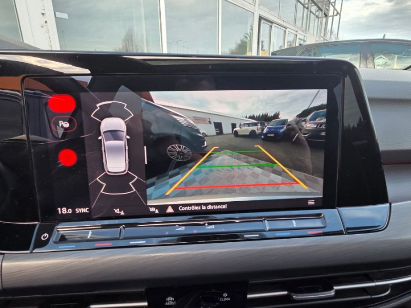 Photo 8 de l'offre de VOLKSWAGEN GOLF VIII 2.0 TDI 150 DSG6 STYLE Toit Ouvrant suivi entretien à 27950€ chez Mérignac auto