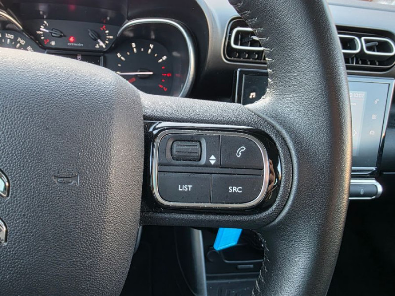 Photo 19 de l'offre de CITROEN C3 AIRCROSS 1.2 PureTech 110 BVM6 SHINE GPS Camera Park Assist. Grip C. à 12890€ chez Mérignac auto