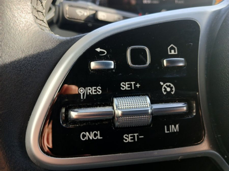 Photo 34 de l'offre de MERCEDES-BENZ GLB 200D 150 8G-Tronic 2WD BUSINESS SOLUTION CUIR Hayon EL. 7PL 1ère Main à 35890€ chez Mérignac auto