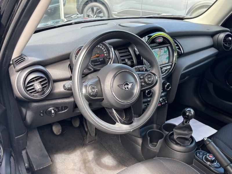 Photo 13 de l'offre de MINI MINI III ONE 102 BVM6 (F55) 5P GPS CLIM Auto Radar à 16470€ chez Mérignac auto