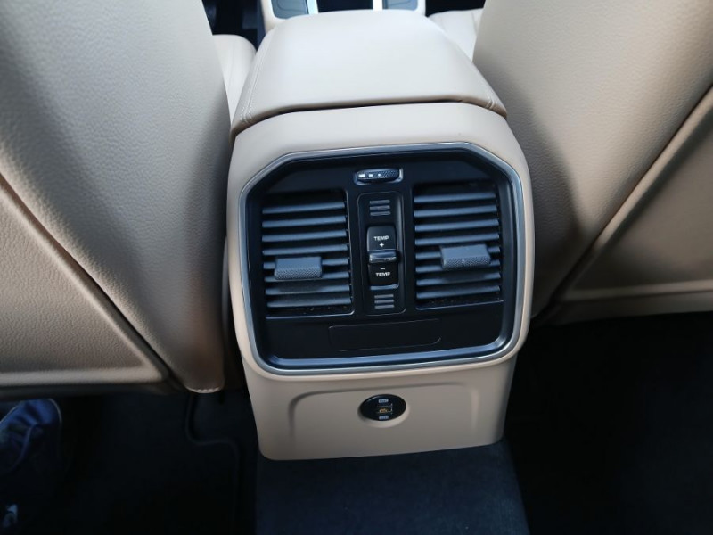 Photo 36 de l'offre de PORSCHE MACAN II 3.0 V6 S 354 PDK TOE JA19 1ère Main Porsche Approved à 64900€ chez Mérignac auto