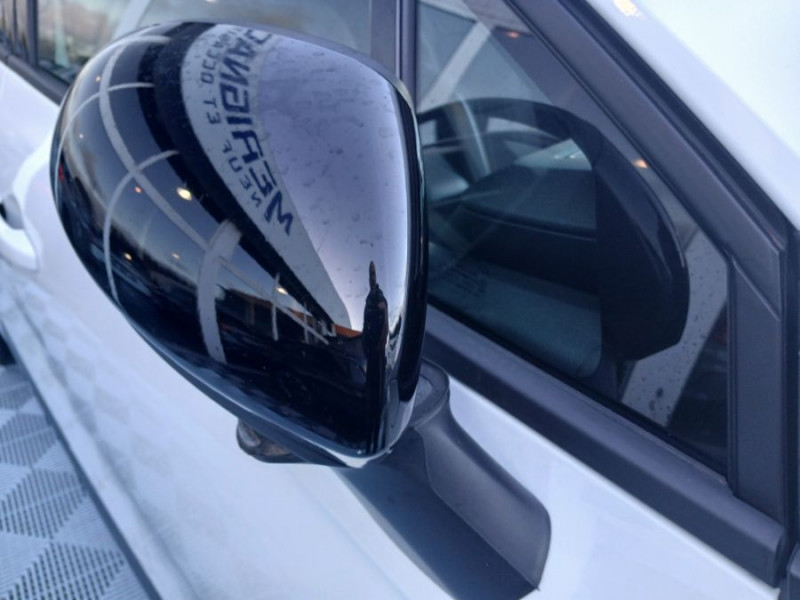 Photo 17 de l'offre de RENAULT CLIO V 0.9 TCe 90 BVM6 ESPRIT ALPINE GPS 9.3" Cockpit JA17 à 20950€ chez Mérignac auto