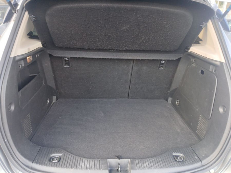 Photo 12 de l'offre de OPEL MOKKA X II 1.6 CDTI 136 BVM6 INNOVATION GPS Camera JA18 Radars à 10950€ chez Mérignac auto