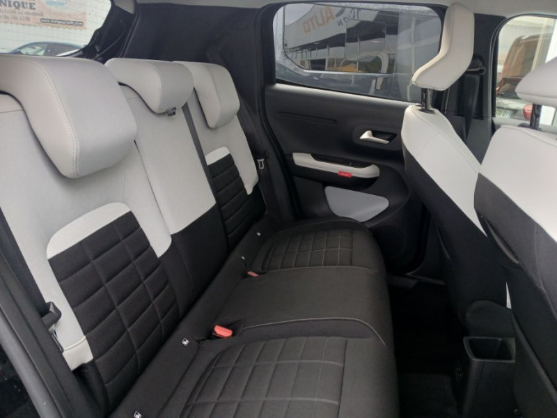 Photo 6 de l'offre de CITROEN C3 NEW 1.2 PureTech 100 BVM6 MAX GPS Camera à 17970€ chez Mérignac auto