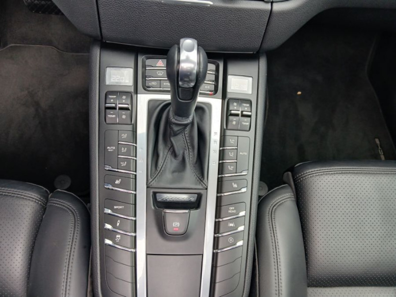 Photo 29 de l'offre de PORSCHE MACAN II 2.0 252 PDK TOE JA20 Camera Bose 1ère Main à 51450€ chez Mérignac auto