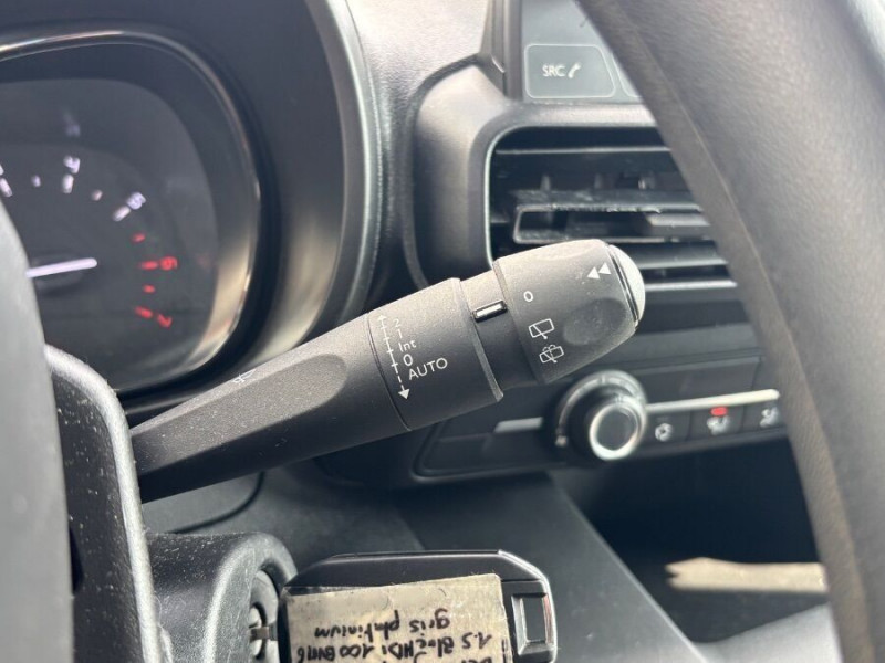 Photo 23 de l'offre de CITROEN BERLINGO 1.5 BlueHDi 100 BVM6 FEEL à 20450€ chez Mérignac auto