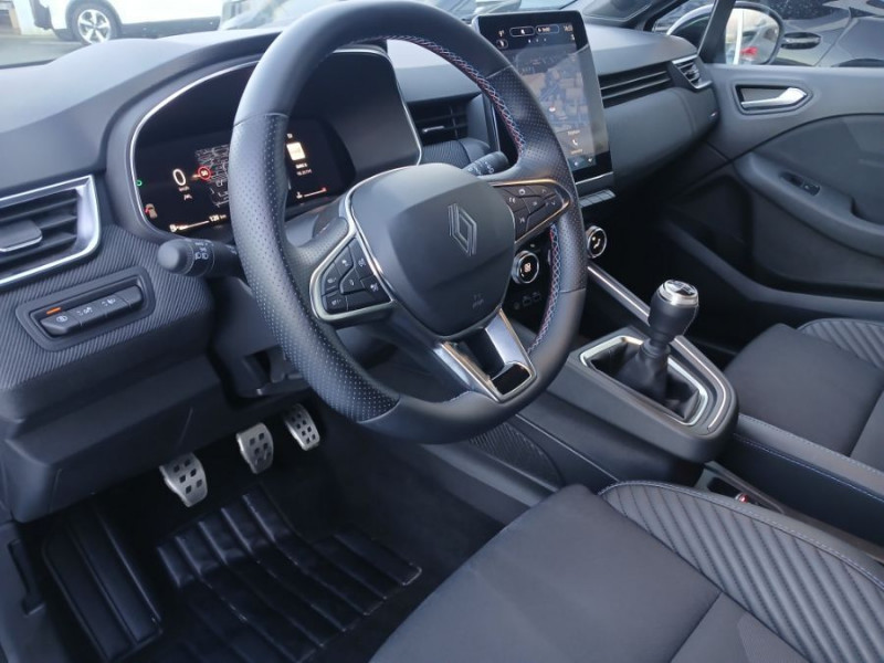 Photo 12 de l'offre de RENAULT CLIO V 0.9 TCe 90 BVM6 ESPRIT ALPINE GPS 9.3" Cockpit JA17 à 20950€ chez Mérignac auto
