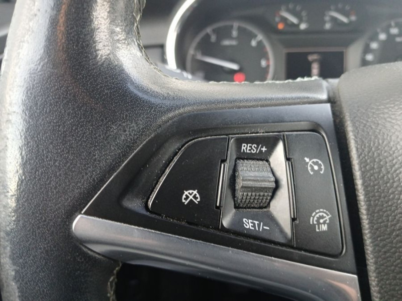 Photo 25 de l'offre de OPEL MOKKA X II 1.6 CDTI 136 BVM6 INNOVATION GPS Camera JA18 Radars à 10950€ chez Mérignac auto
