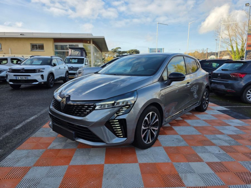 Photo 9 de l'offre de RENAULT CLIO V 0.9 TCe 90 BVM6 TECHNO GPS Camera JA16 à 18950€ chez Mérignac auto