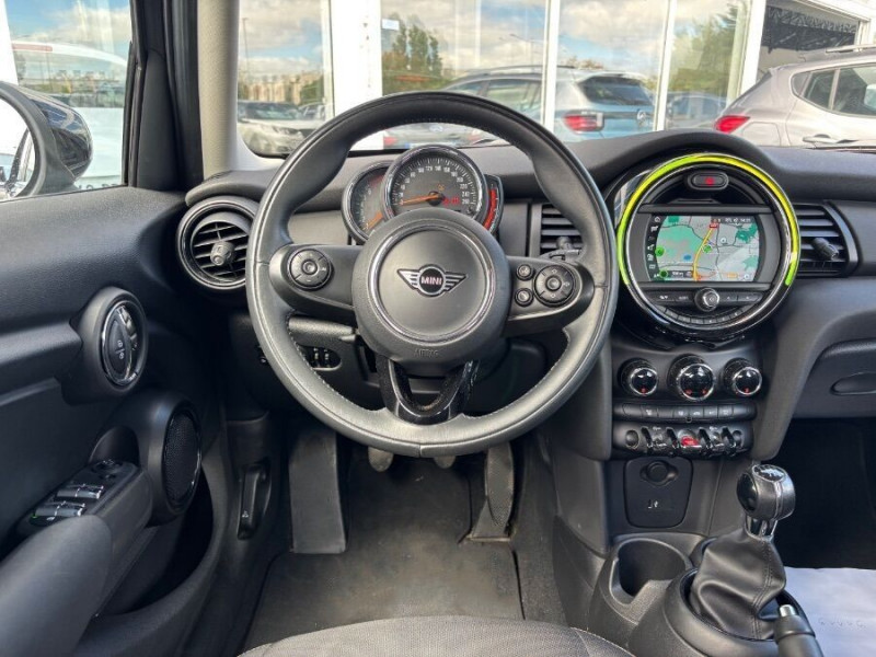 Photo 4 de l'offre de MINI MINI III ONE 102 BVM6 (F55) 5P GPS CLIM Auto Radar à 16470€ chez Mérignac auto