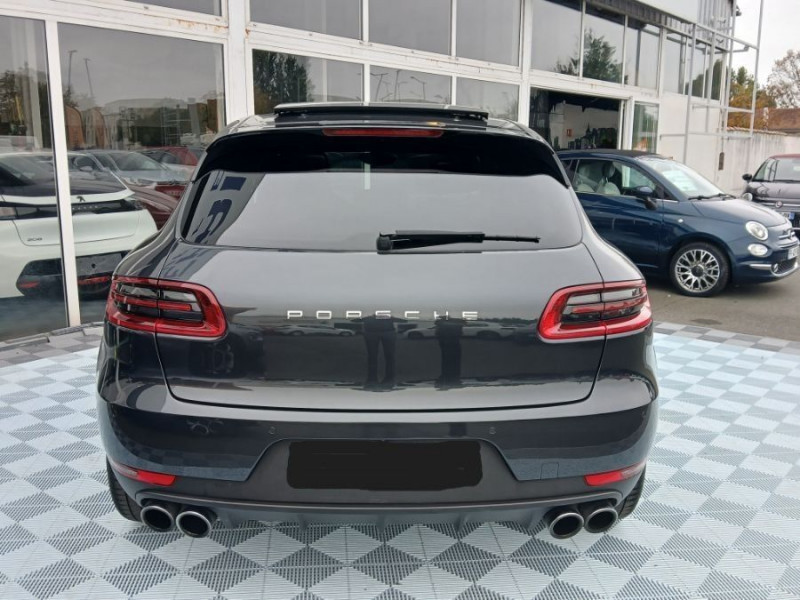 Photo 8 de l'offre de PORSCHE MACAN II 2.0 252 PDK TOE JA20 Camera Bose 1ère Main à 51450€ chez Mérignac auto